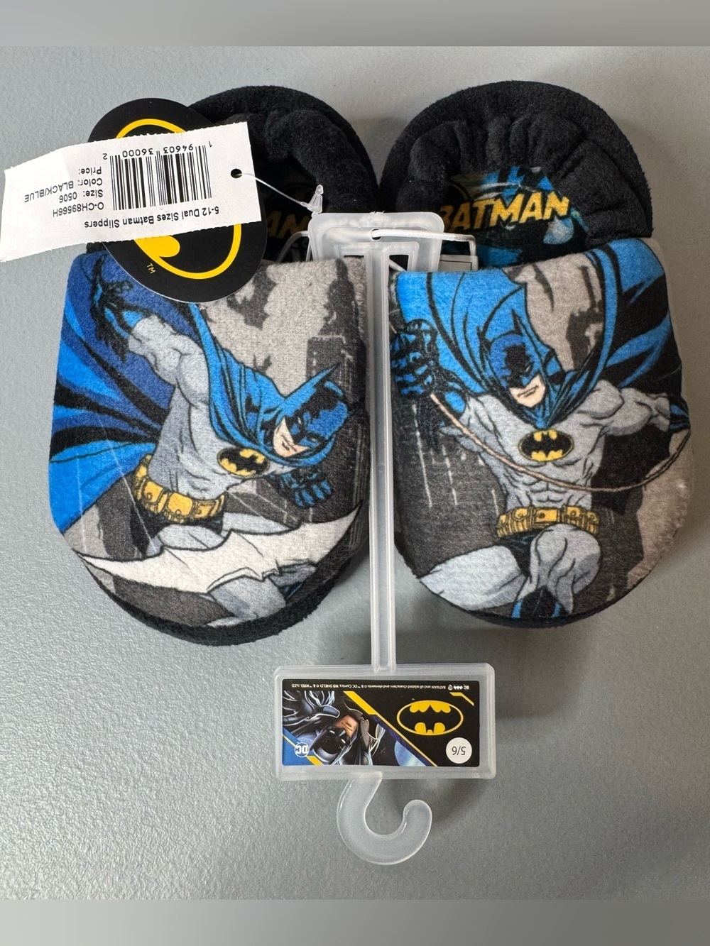 Batman comic print plush Fleece Kids Slippers with grip sole pills size 5/6